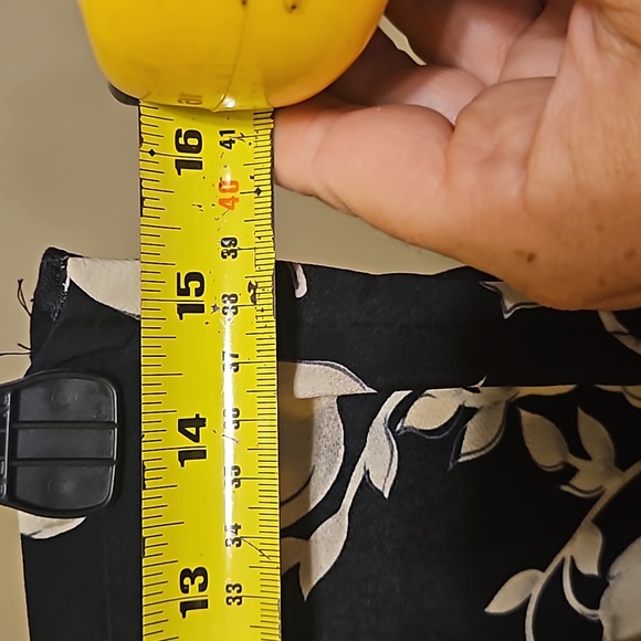 🌷Maggie Lawrence skirt - Picture 6 of 6